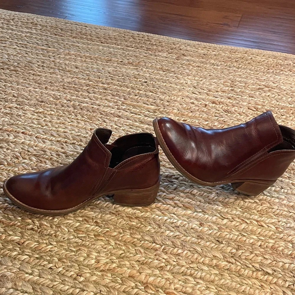 Matisse Brown Leather Ankle Boots